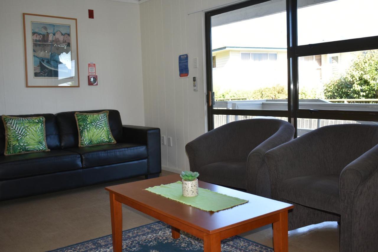 Moeraki Beach Motels Esterno foto