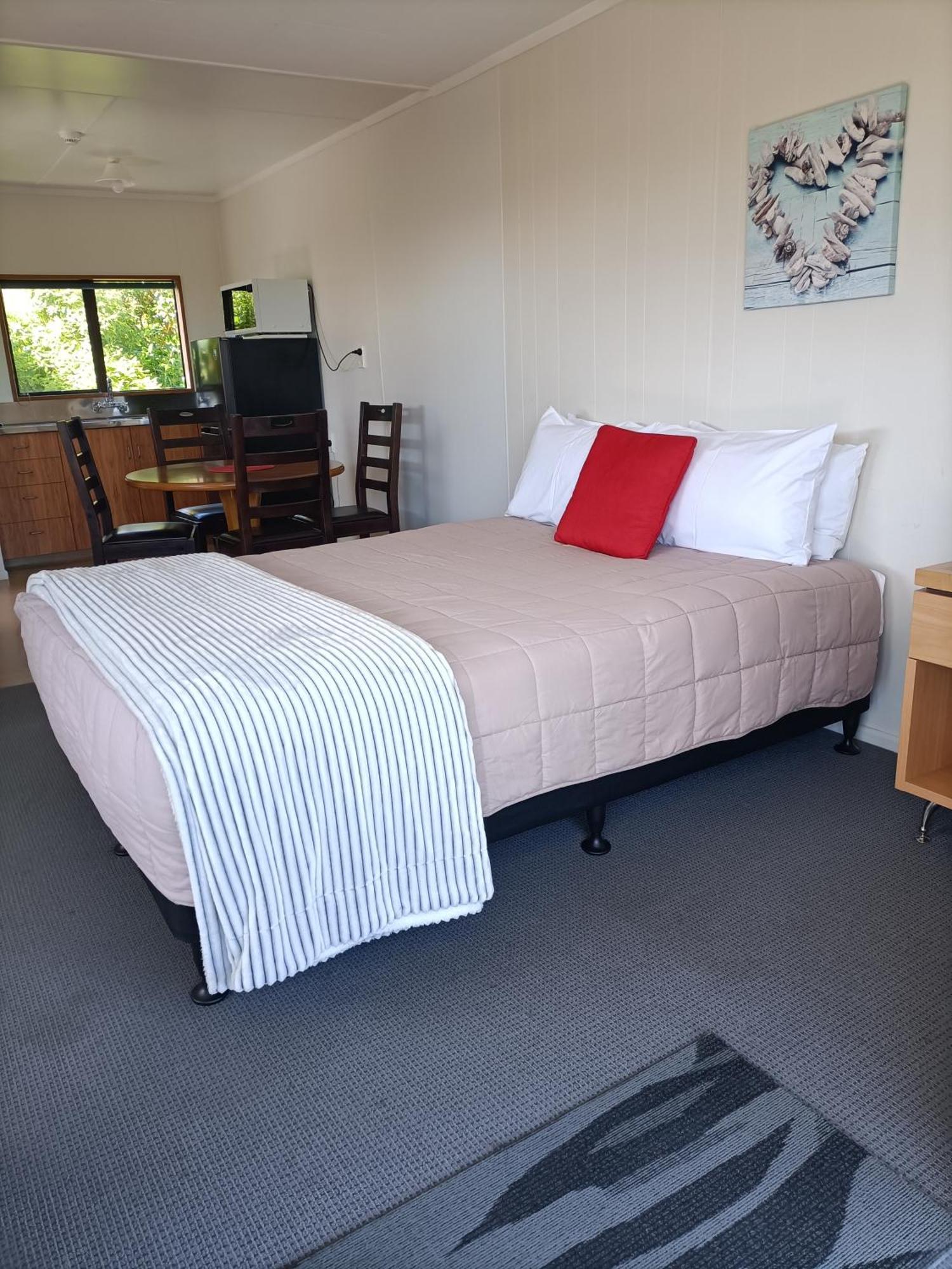 Moeraki Beach Motels Esterno foto