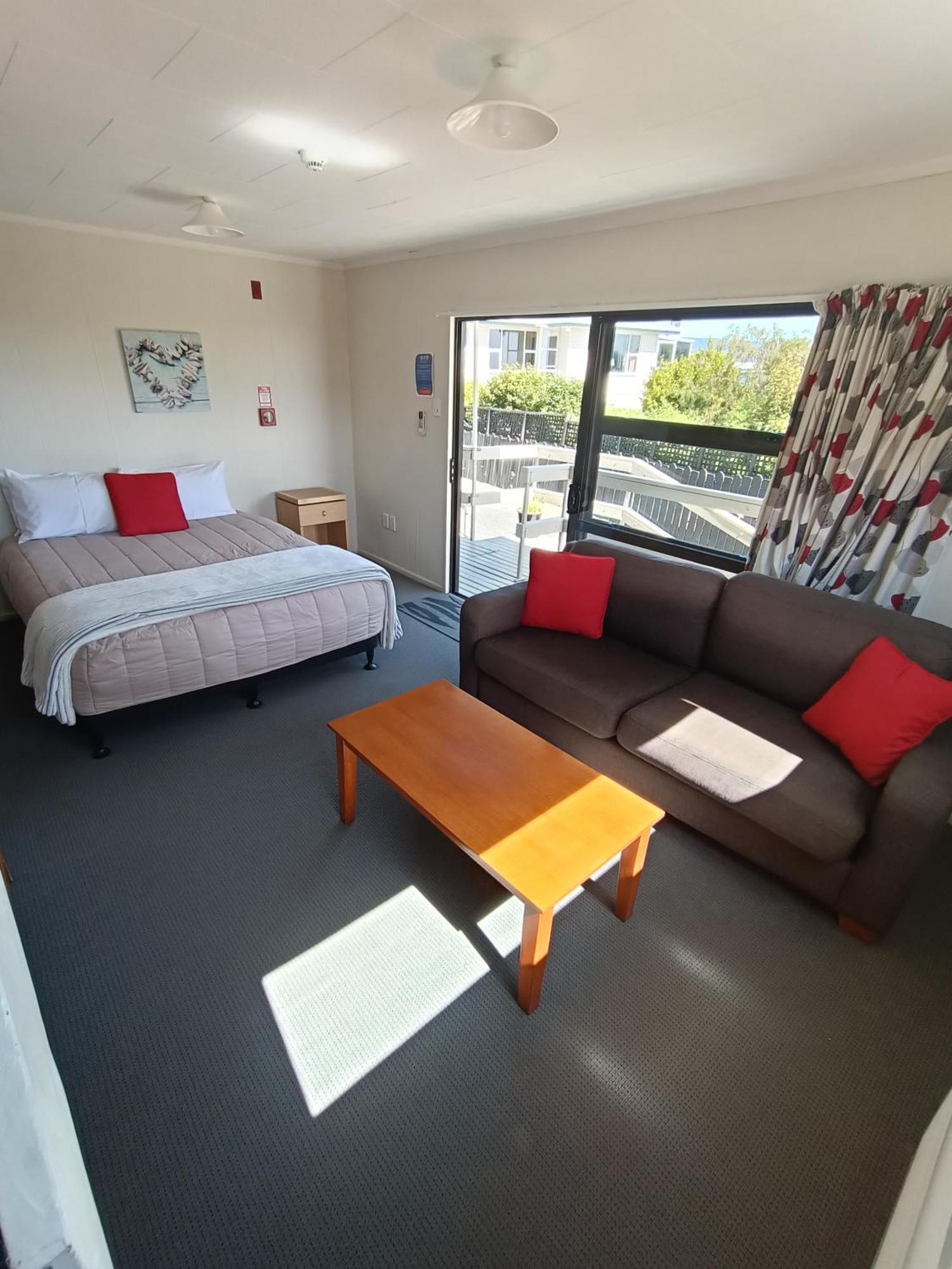 Moeraki Beach Motels Esterno foto